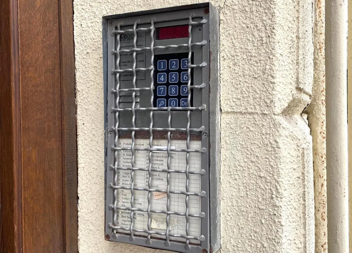 Smart Home Near The Westend City Center Budapest