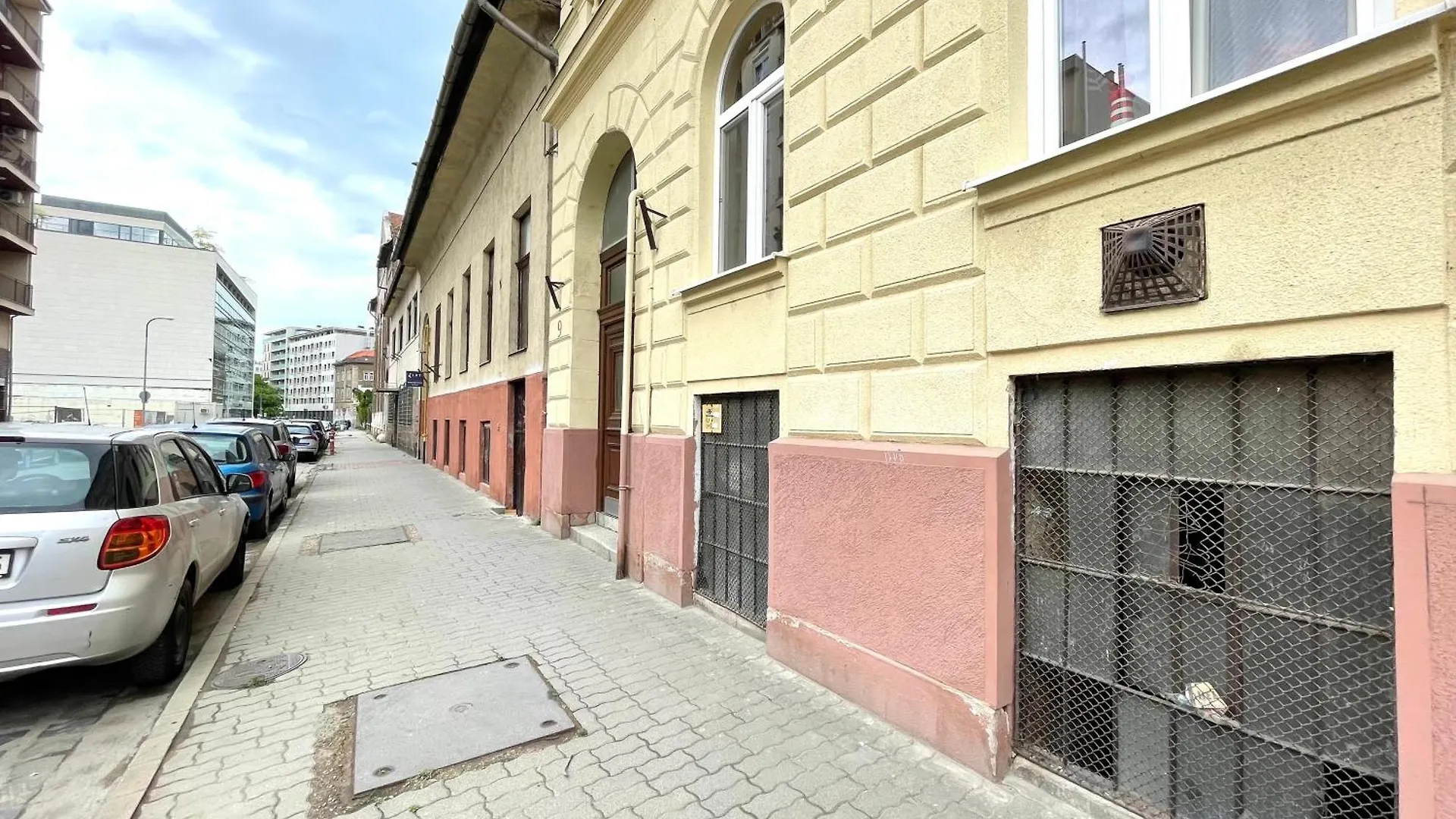 Apartment Smart Home Near The Westend City Center Budapest